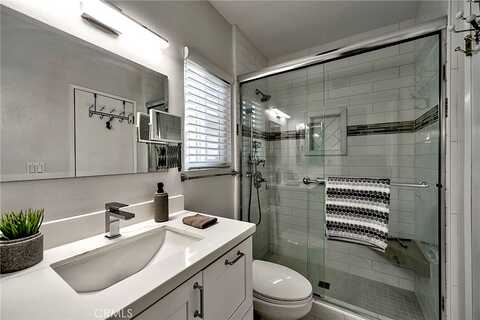 Acama Street, Studio City, CA 91602