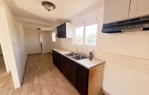 Murdock, BAKERSFIELD, CA 93307