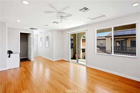 Martingale, SANTA CLARITA, CA 91350
