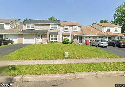 Beaver Hill, HORSHAM, PA 19044