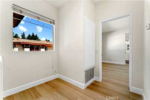 Mosaic, ALISO VIEJO, CA 92656