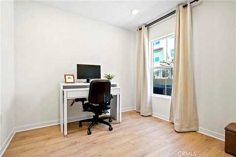 Bonnet, TORRANCE, CA 90502