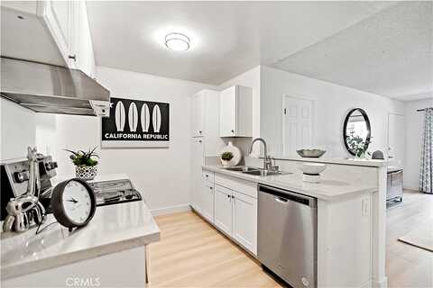 Orange Avenue, Lake Forest, CA 92630