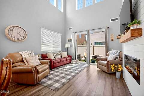 Pomegranate Street, Santa Paula, CA 93060