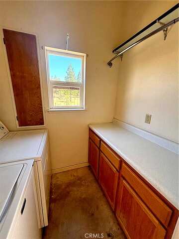 Pine Top, MARIPOSA, CA 95338