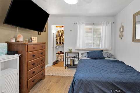 Twain Dr, San Bernardino, CA 92407