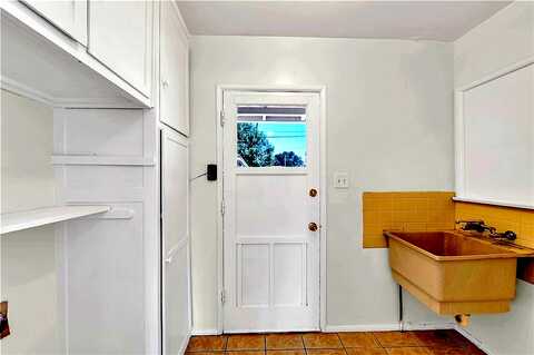 Mardina, WEST COVINA, CA 91791