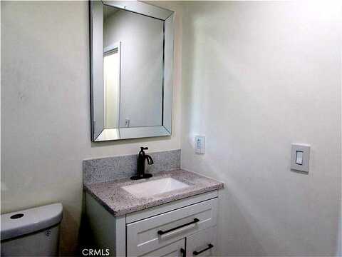 Queensdale, COMPTON, CA 90221