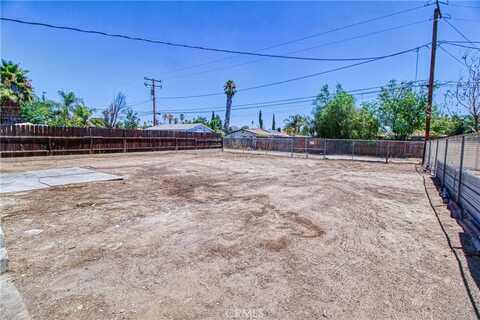 Davids, PERRIS, CA 92571