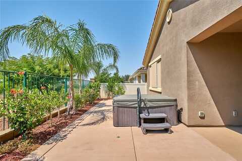 Snowberry, BEAUMONT, CA 92223