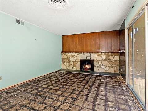 La Valle, SYLMAR, CA 91342