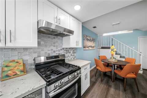 Poxon, WEST COVINA, CA 91790