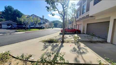 Dewcrest, ANAHEIM, CA 92808