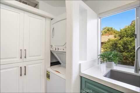 Florentine, ALISO VIEJO, CA 92656