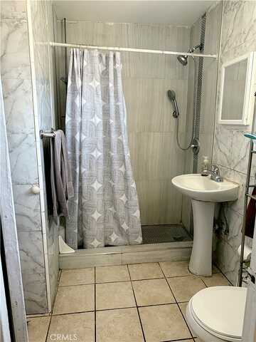 Pine, ROSEMEAD, CA 91770