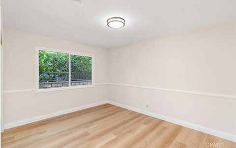 Bryant, NORTHRIDGE, CA 91324