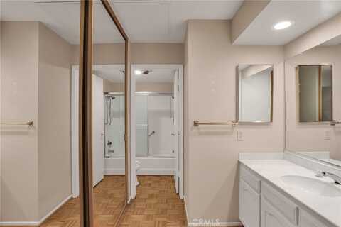 Bahia Blanca West, Laguna Woods, CA 92637