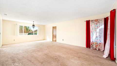 Tropic, MORENO VALLEY, CA 92557