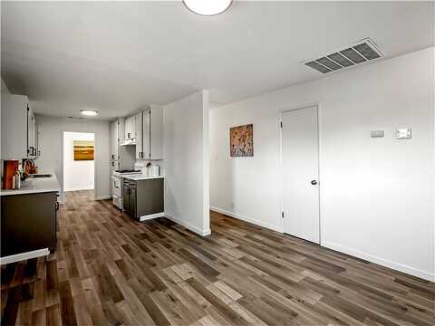 Holland, FRESNO, CA 93705