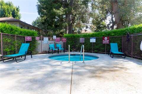 Kalsman Drive, Los Angeles, CA 90016