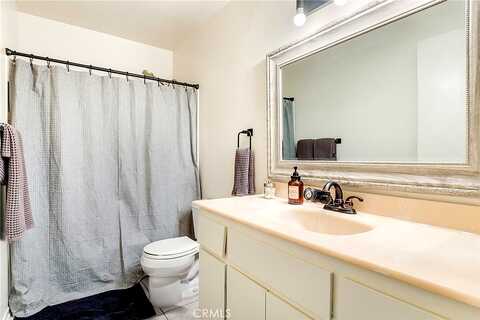 Orange Avenue, Lake Forest, CA 92630