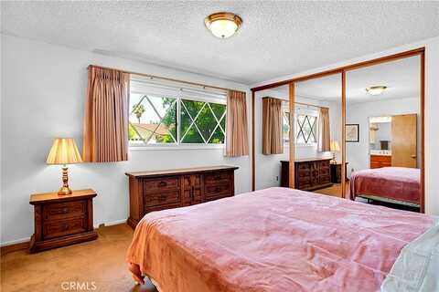 Prairie, NORTHRIDGE, CA 91324