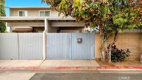 Mitchell Avenue, Tustin, CA 92780