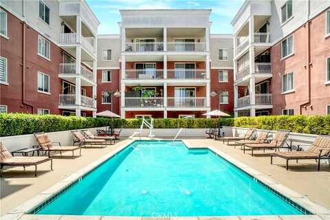 Santa Rosalia Drive, Los Angeles, CA 90008
