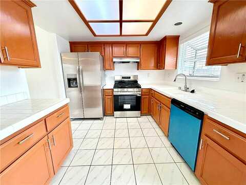 W 163Rd Street, Gardena, CA 90247