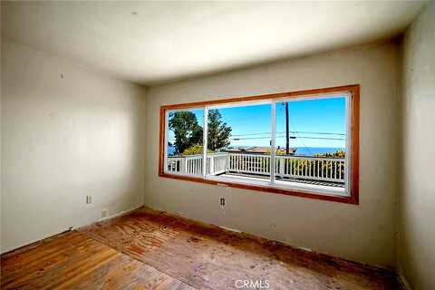 Newhall, CAMBRIA, CA 93428