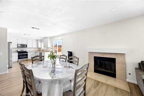 Regent, ADELANTO, CA 92301