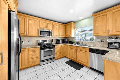 Carob, MONTEBELLO, CA 90640