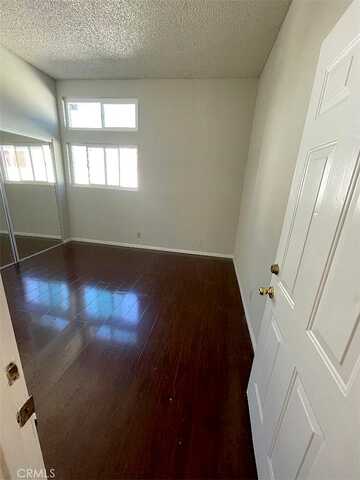 Van Nuys Boulevard, Panorama City, CA 91402