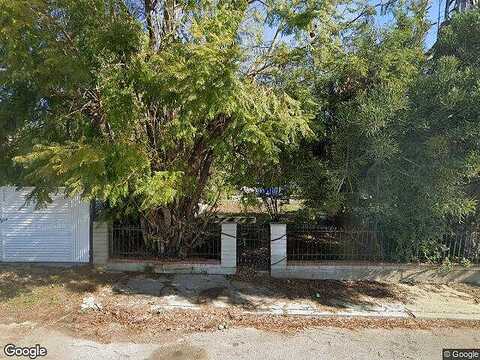 Market, PIRU, CA 93040