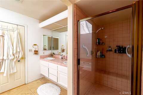 Hatteras Street, Tarzana, CA 91356