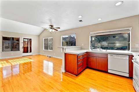 W Cerritos Avenue, Anaheim, CA 92804