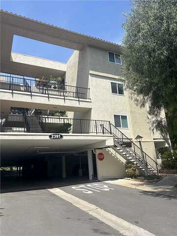 Via Mariposa W, Laguna Woods, CA 92637