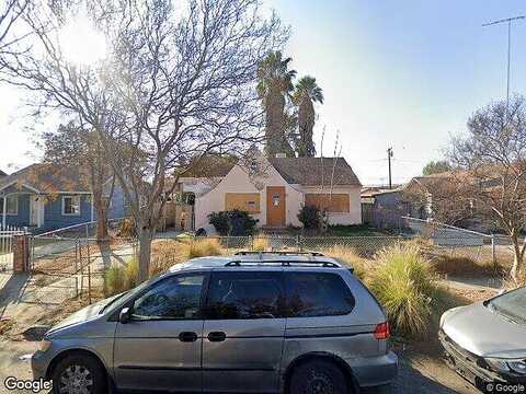 17Th, SAN BERNARDINO, CA 92405