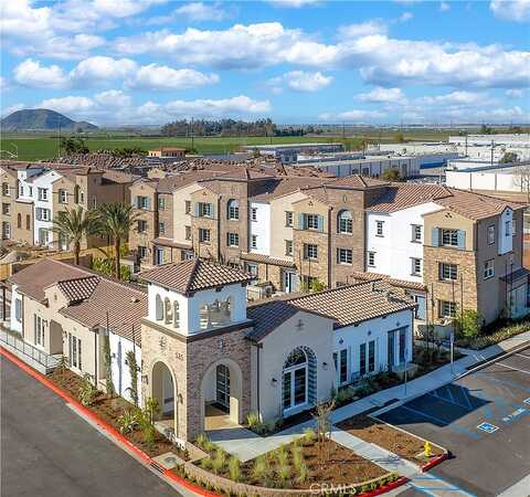 Via Vallarta, Camarillo, CA 93012