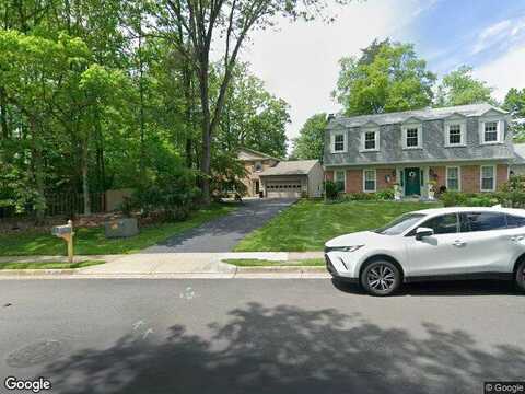 Viola, SPRINGFIELD, VA 22152