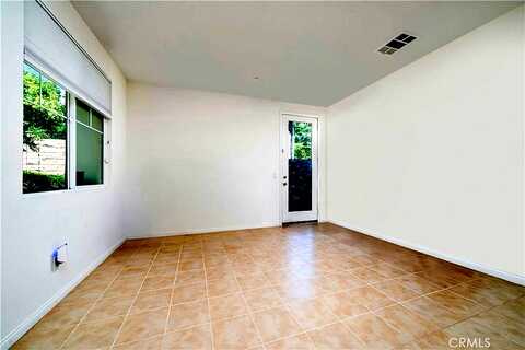 Plum, POMONA, CA 91767