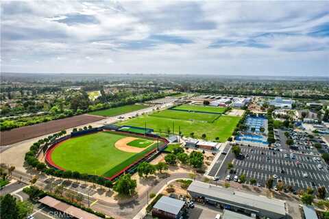 Lemon, IRVINE, CA 92618