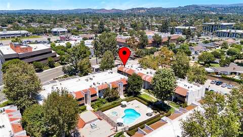 Vandenberg Lane, Tustin, CA 92780