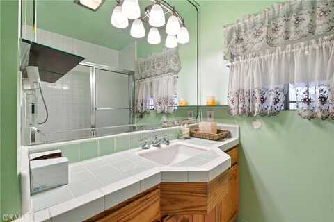 Poplar, COMPTON, CA 90220