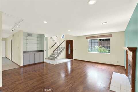 Mulberry, WHITTIER, CA 90604