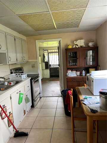 22Nd, OPA LOCKA, FL 33054