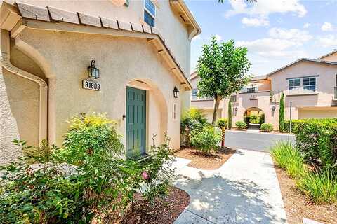 Delfina, WINCHESTER, CA 92596