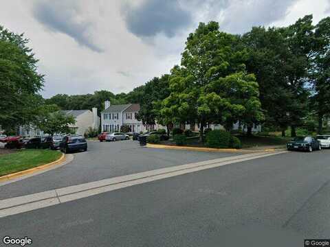 Lady Madonna, CENTREVILLE, VA 20120