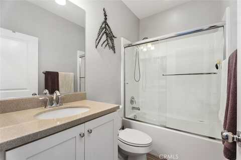 Maple, WESTMINSTER, CA 92683