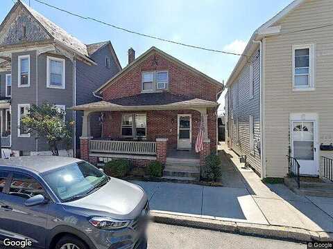 Locust, HANOVER, PA 17331